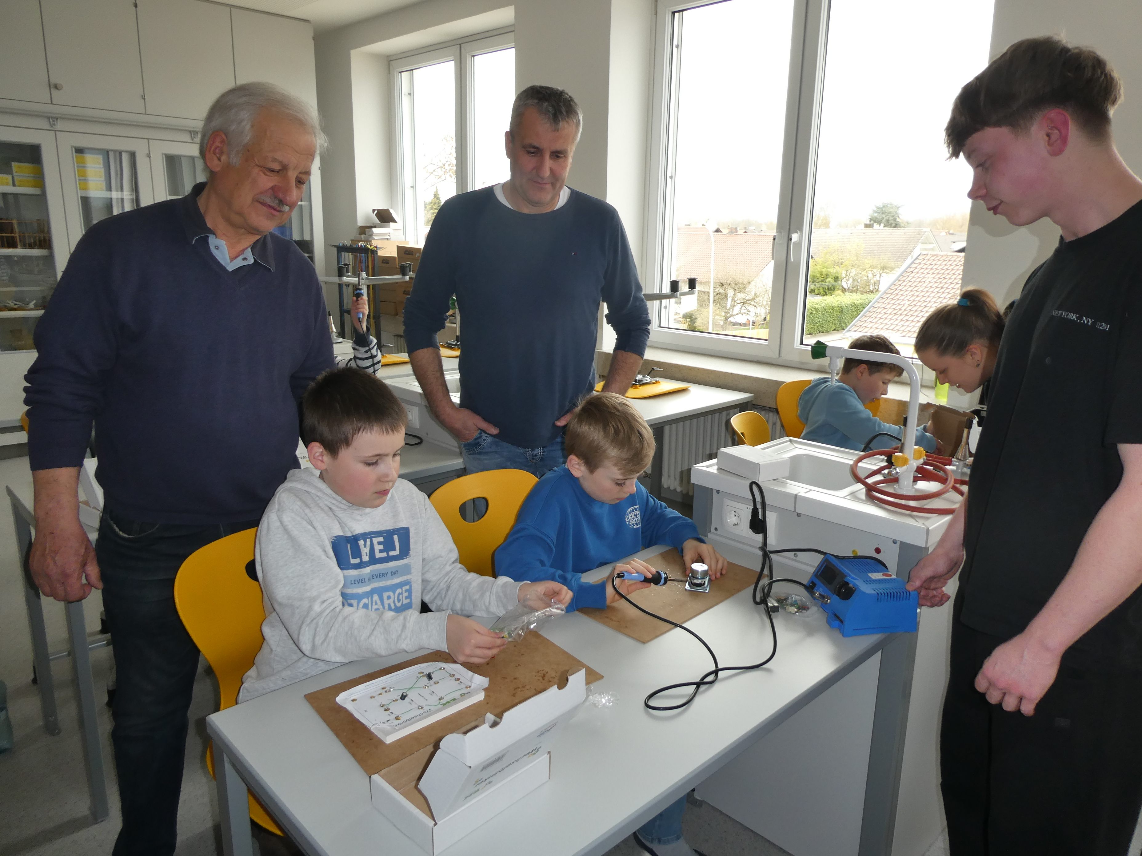SET – SCHÜLER ENTDECKEN TECHNIK an der Dr.-Johann-Stadler-Schule Parkstetten