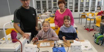"SET - Schüler entdecken Technik" an der Grund- und Mittelschule Parkstetten