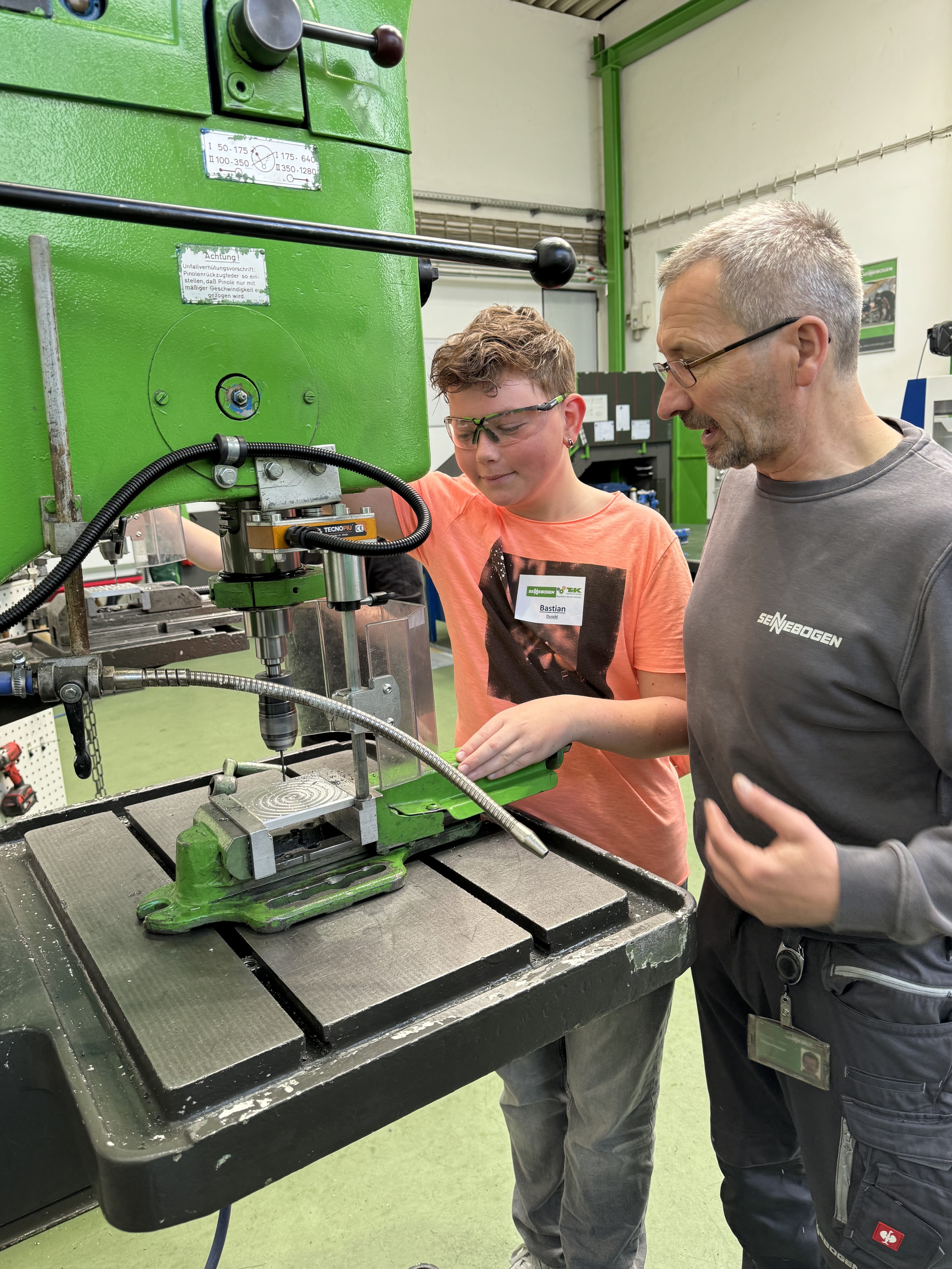 TECHNIKFERIEN – Schnuppertag bei SENNEBOGEN in Straubing