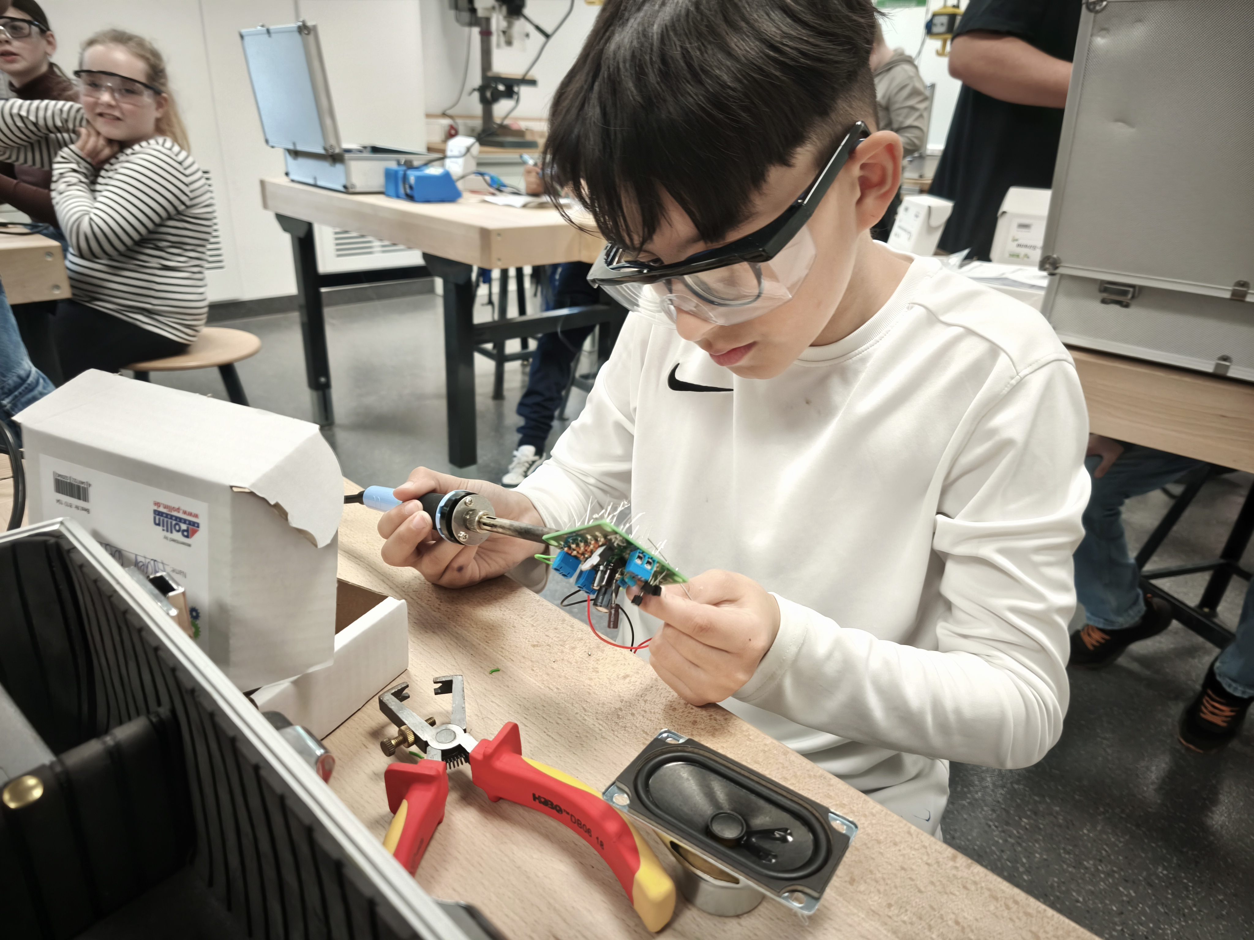 SET – SCHÜLER ENTEDECKEN TECHNIK an der Mittelschule Plattling