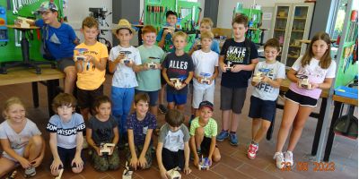 TECHNIKFERIEN „BAUE EINE PROPELLER-STARTRAMPE IM TECHNIKHAUS DINGOLFING“