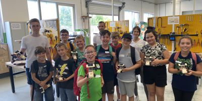 TECHNIKFERIEN „BAUE DEINEN EIGENEN SOLAR-RENNER IM TECHNIKHAUS STRAUBING“