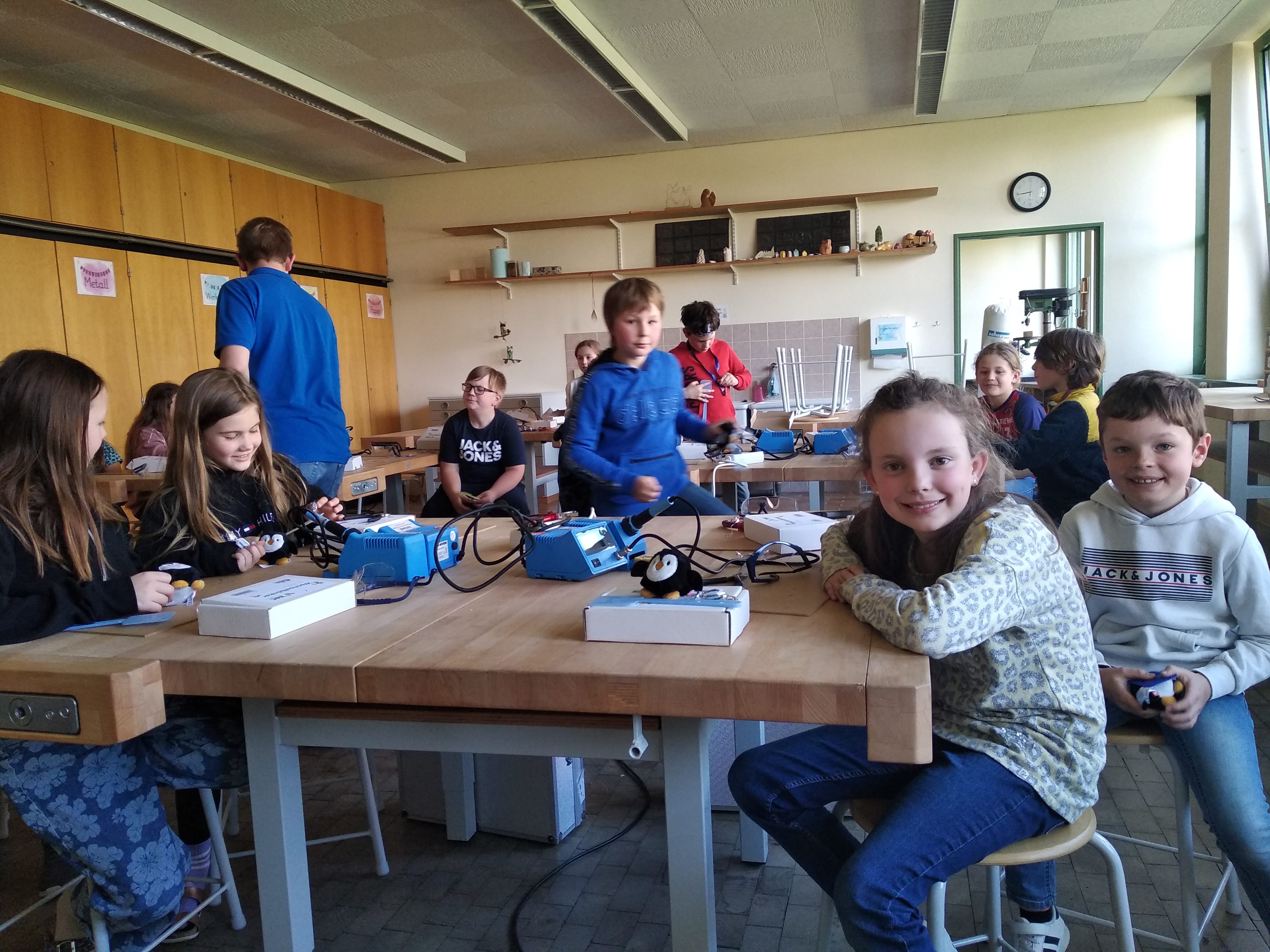SET - SCHÜLER ENTDECKEN TECHNIK an der Grudschule Neufahrn