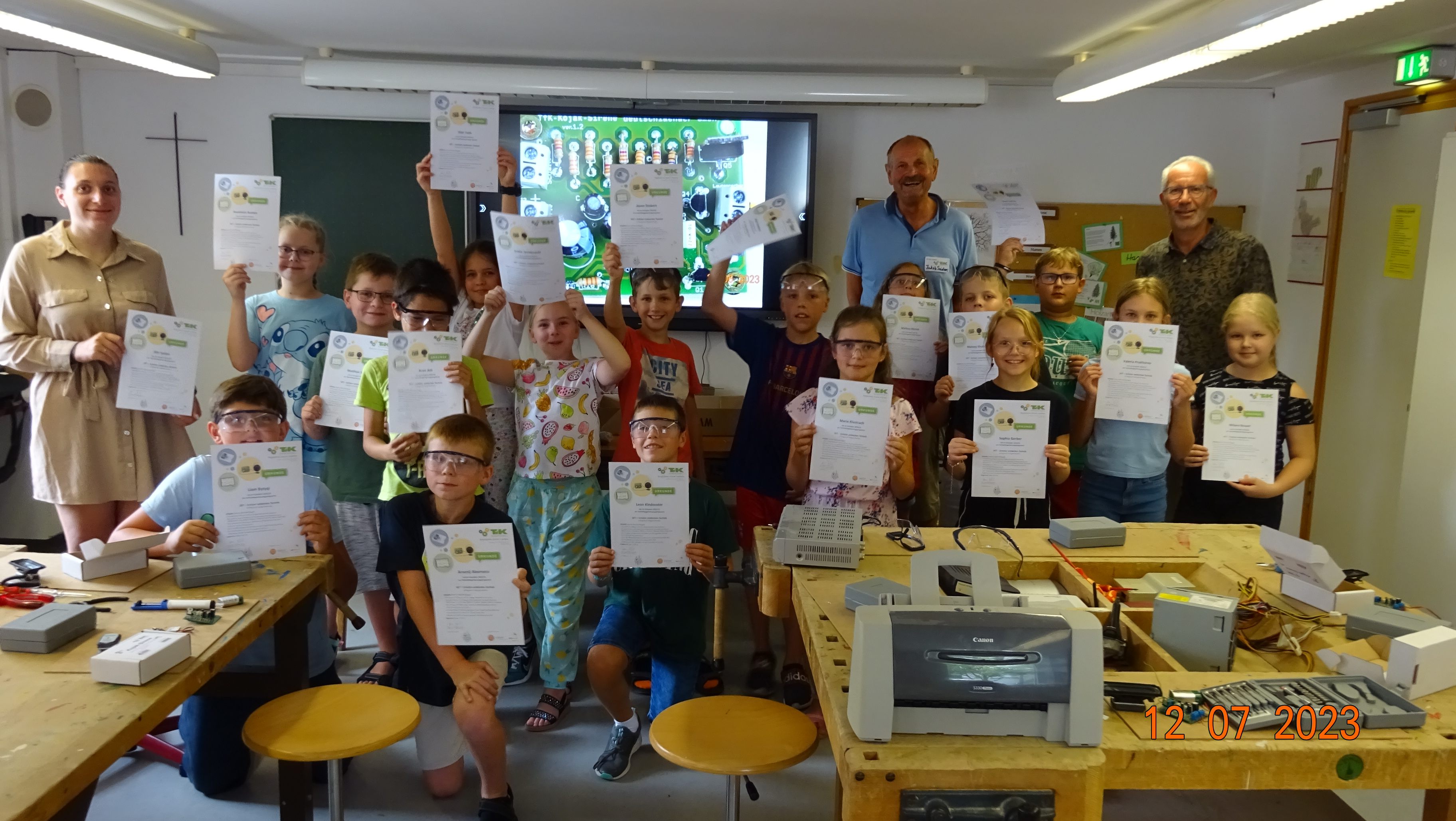 SET - SCHÜLER ENTDECKEN TECHNIK an der Grundschule St. Josef Dingolfing