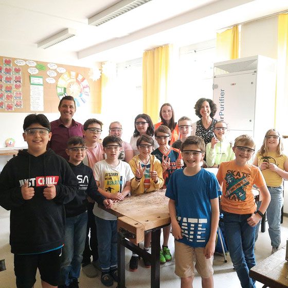 "SET - Schüler entdecken Technik" an der Grund- und Mittelschule St. Josef in Straubing