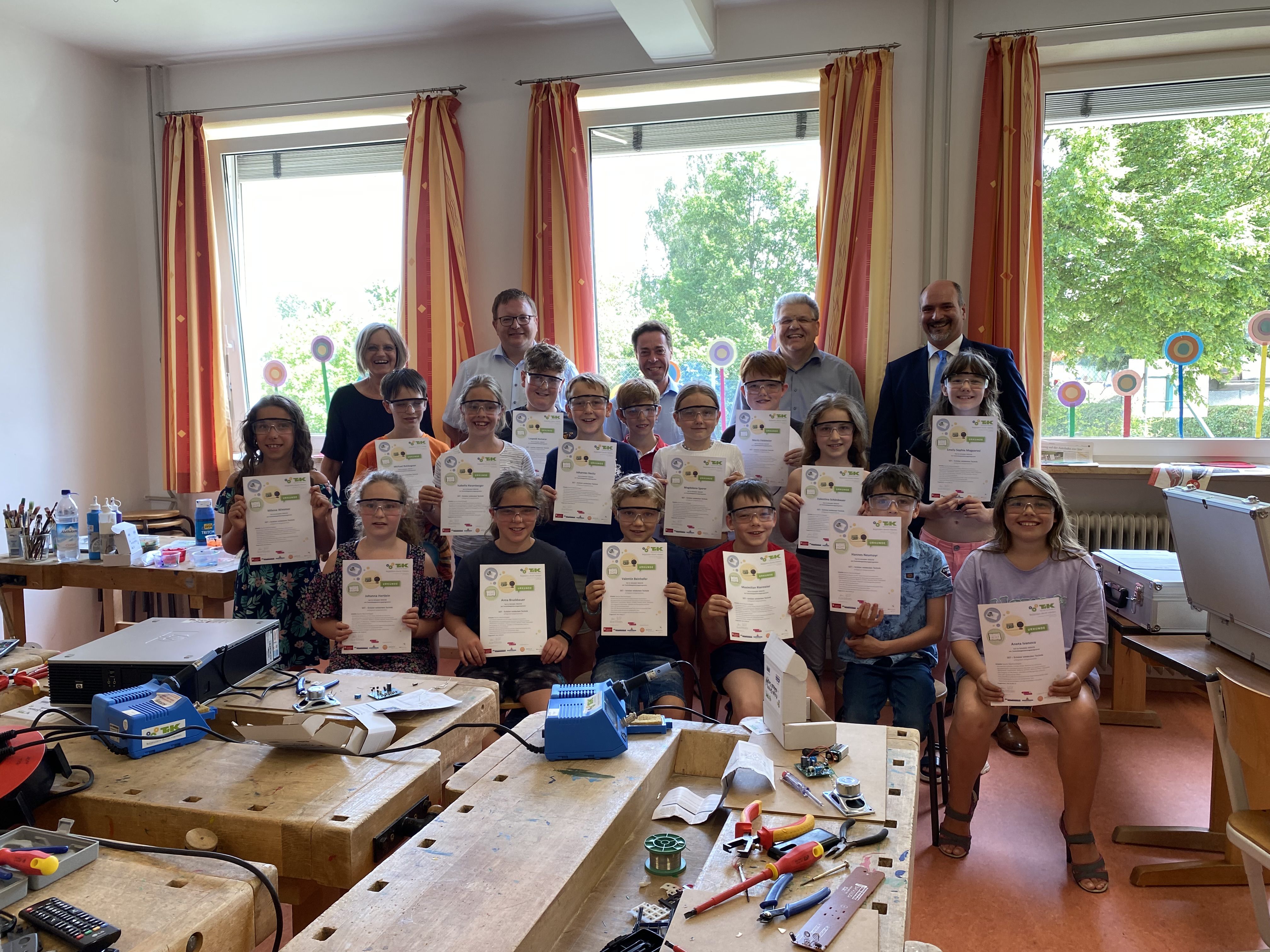 SET - SCHÜLER ENTDECKEN TECHNIK an der Grundschule Rotthalmünster