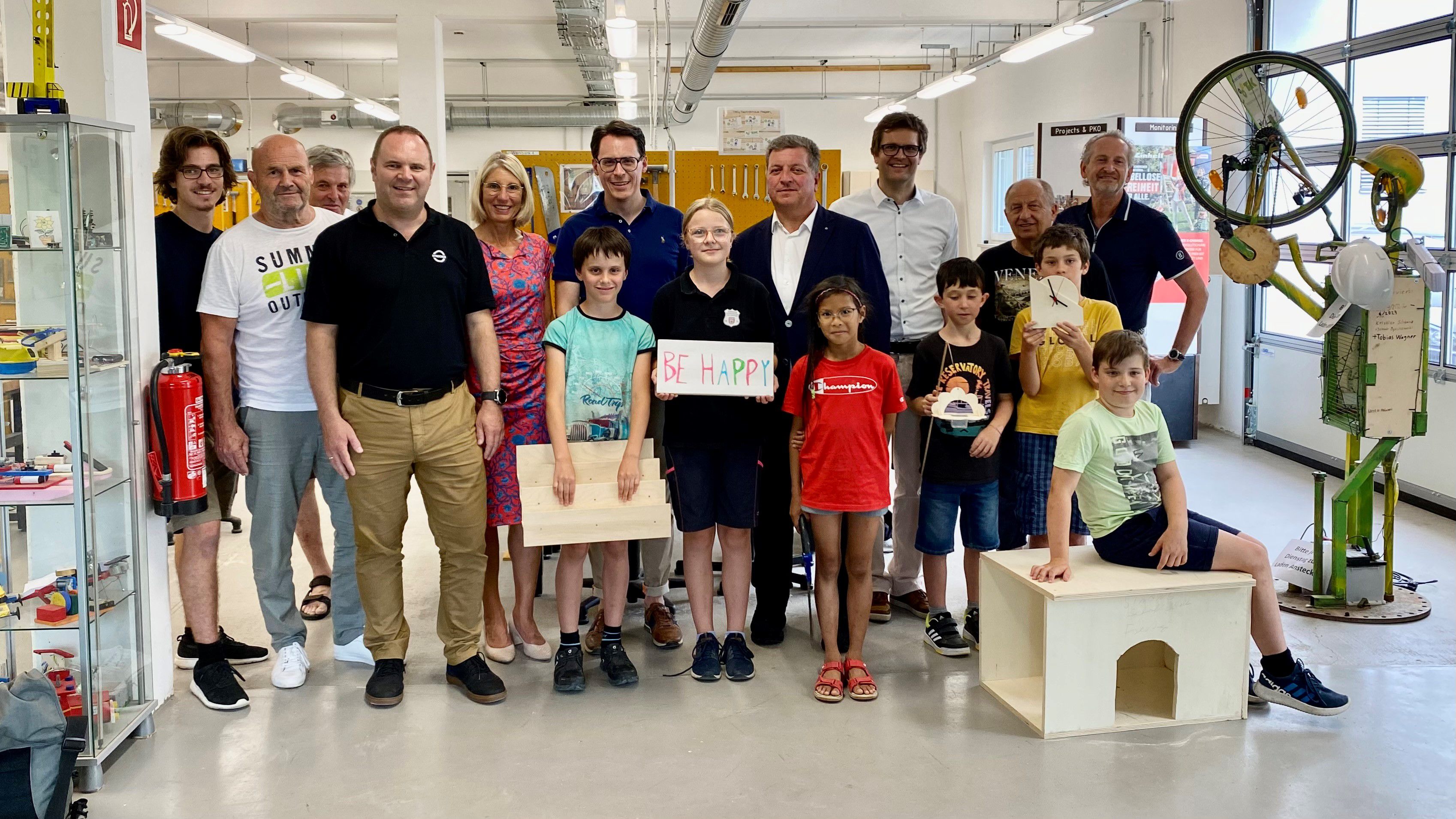 TECHNIKHAUS "Besuch des Staatsministers Christian Bernreiter"