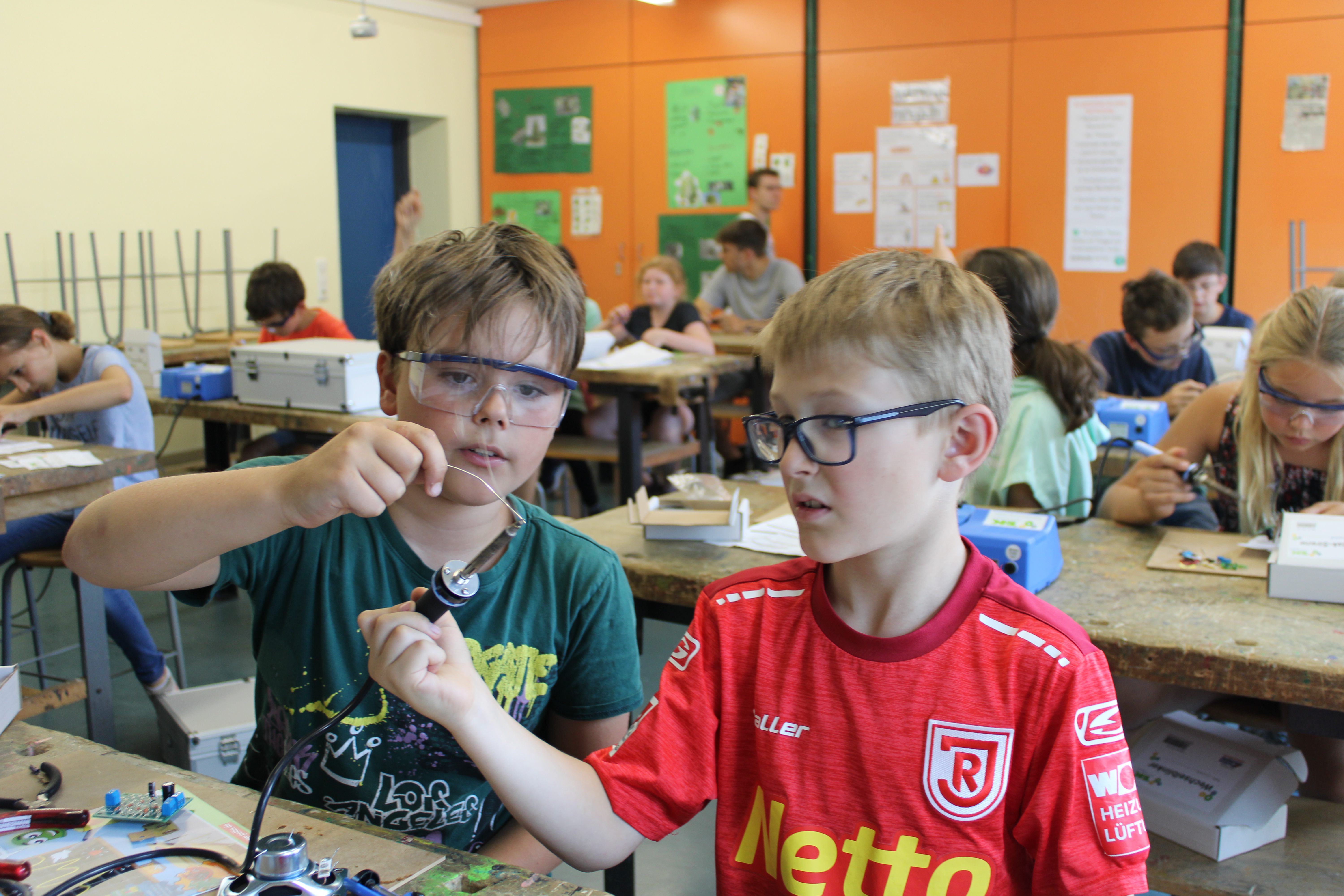 SET - SCHÜLER ENTDECKEN TECHNIK an der Waldschmidtschule Eschlkam