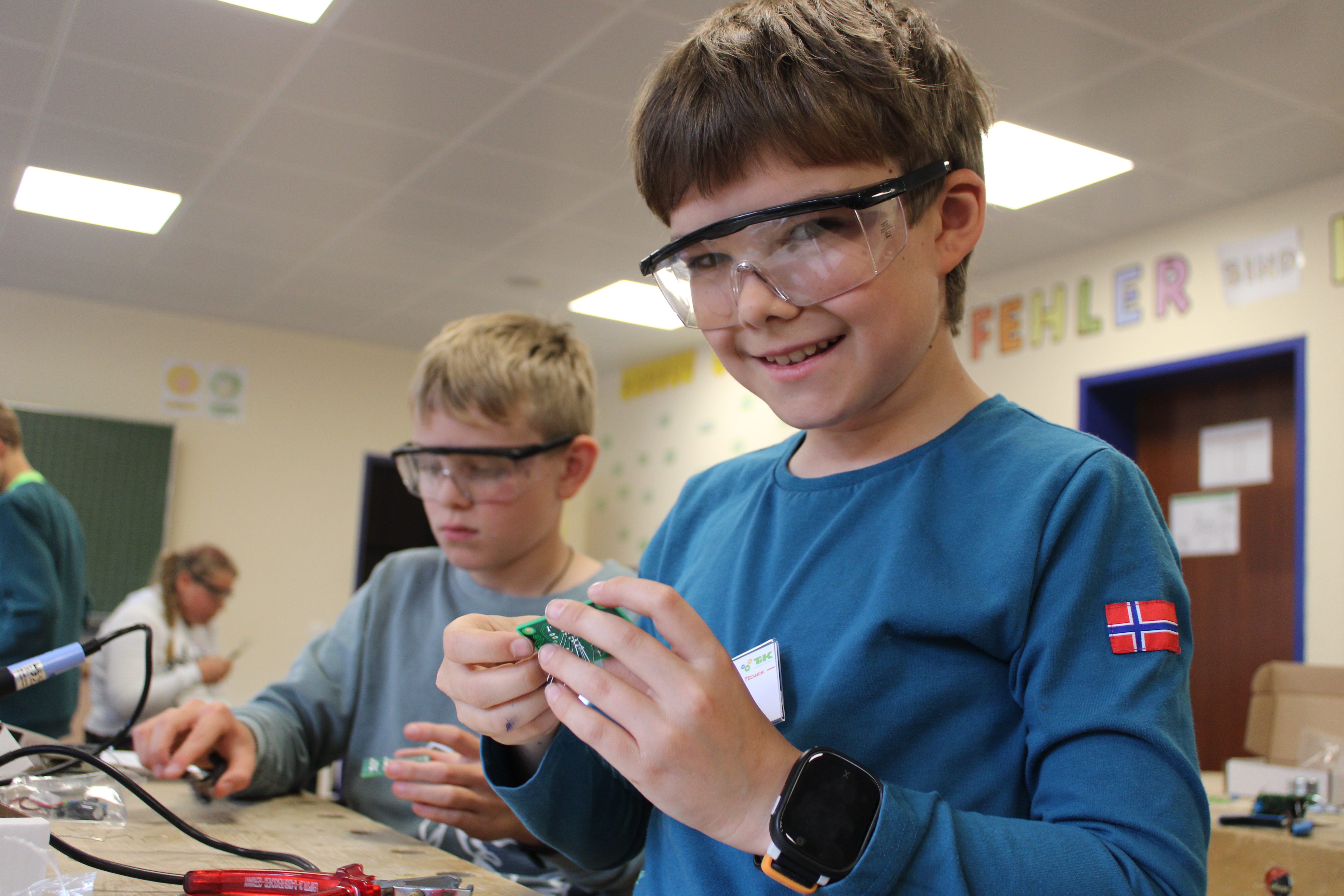 SET – SCHÜLER ENTDECKEN TECHNIK an der Grund- und Mittelschule Falkenstein