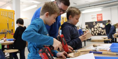 TECHNIKFERIEN "Bimetalllüfter bauen im Technikhaus Deggendorf"