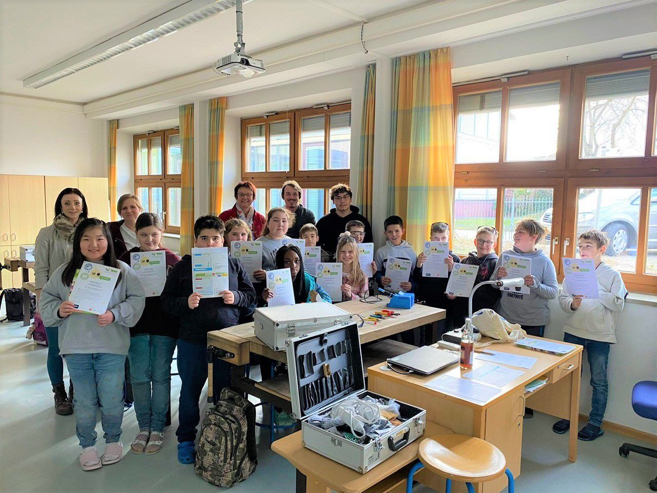 SET - SCHÜLER ENTDECKEN TECHNIK an der Grundschule Plattling