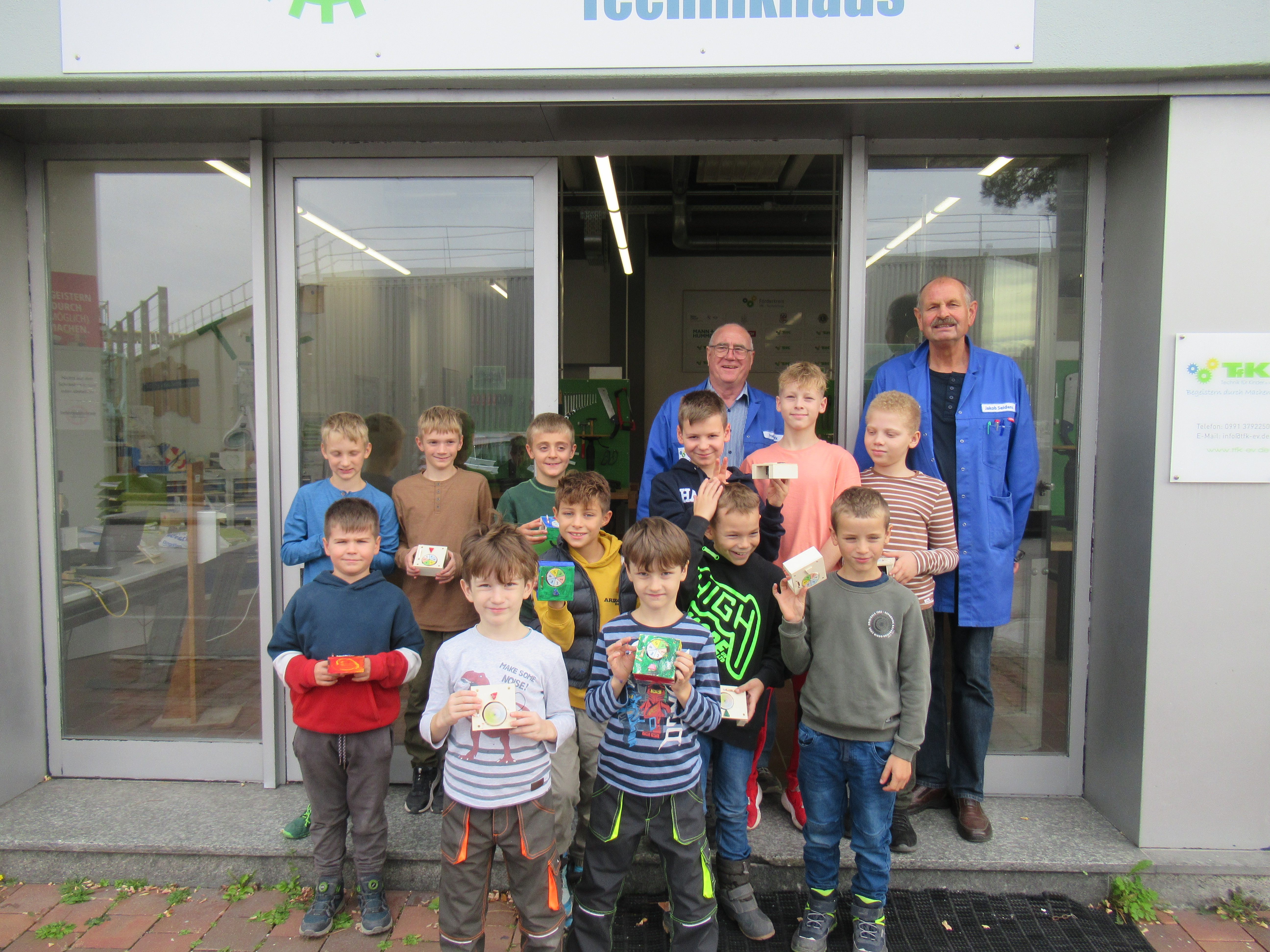 Technikferien "Baue deine eigene Würfelmaschine im Technikhaus Dingolfing"
