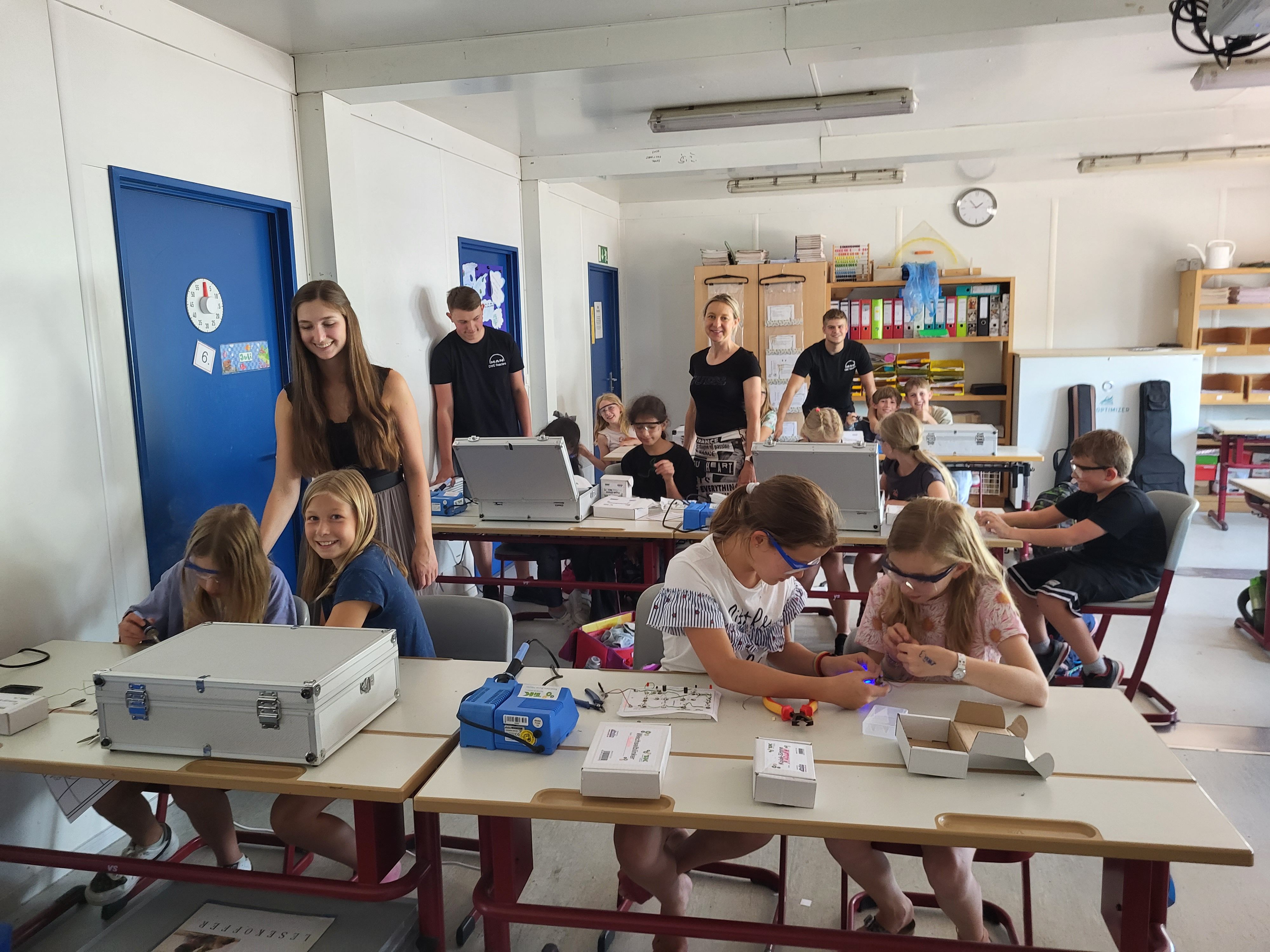 SET - SCHÜLER ENTDECKEN TECHNIK an der Grundschule Mietraching