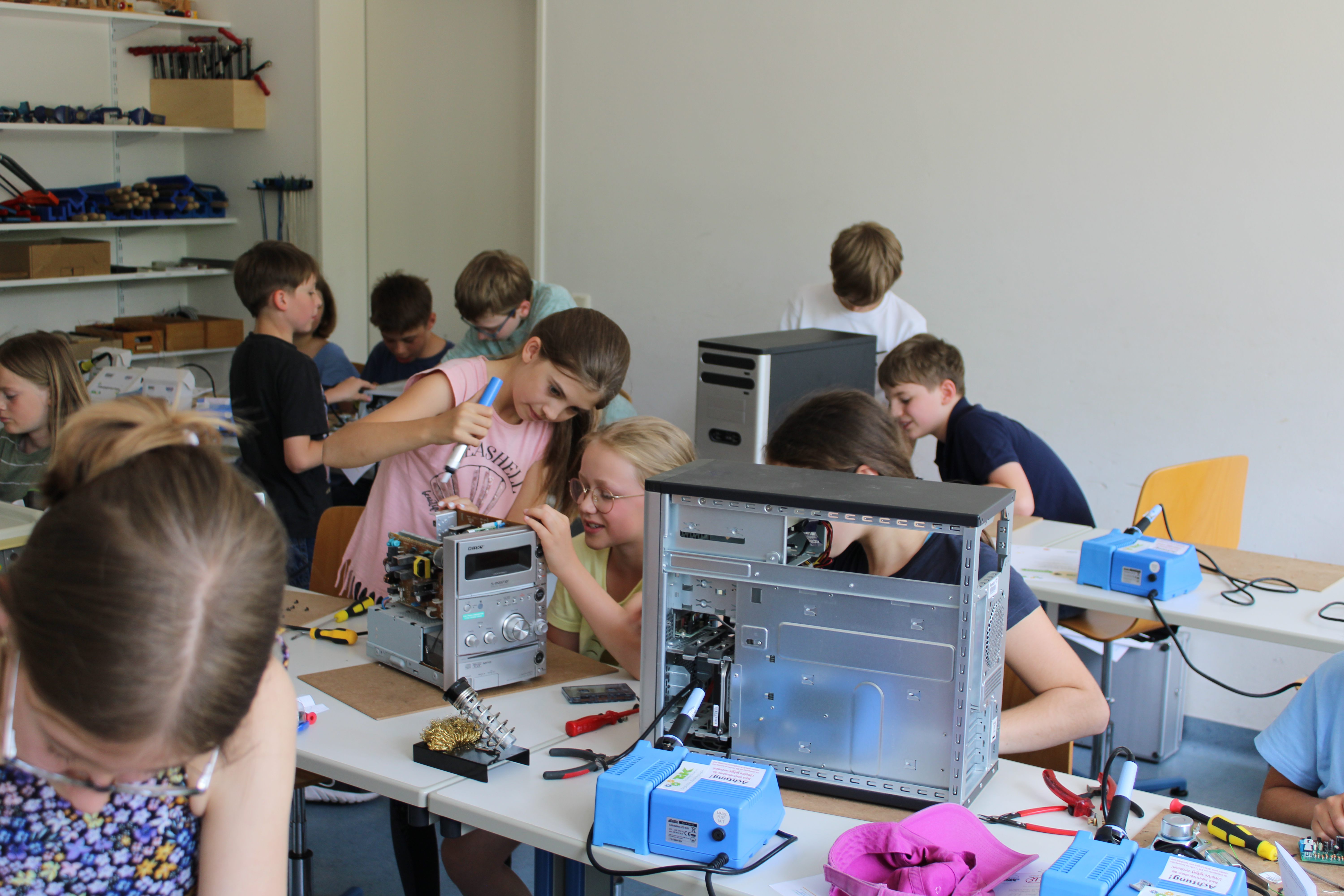 SET - SCHÜLER ENTDECKEN TECHNIK am Gymnasium Wilhelm-Diess Pocking