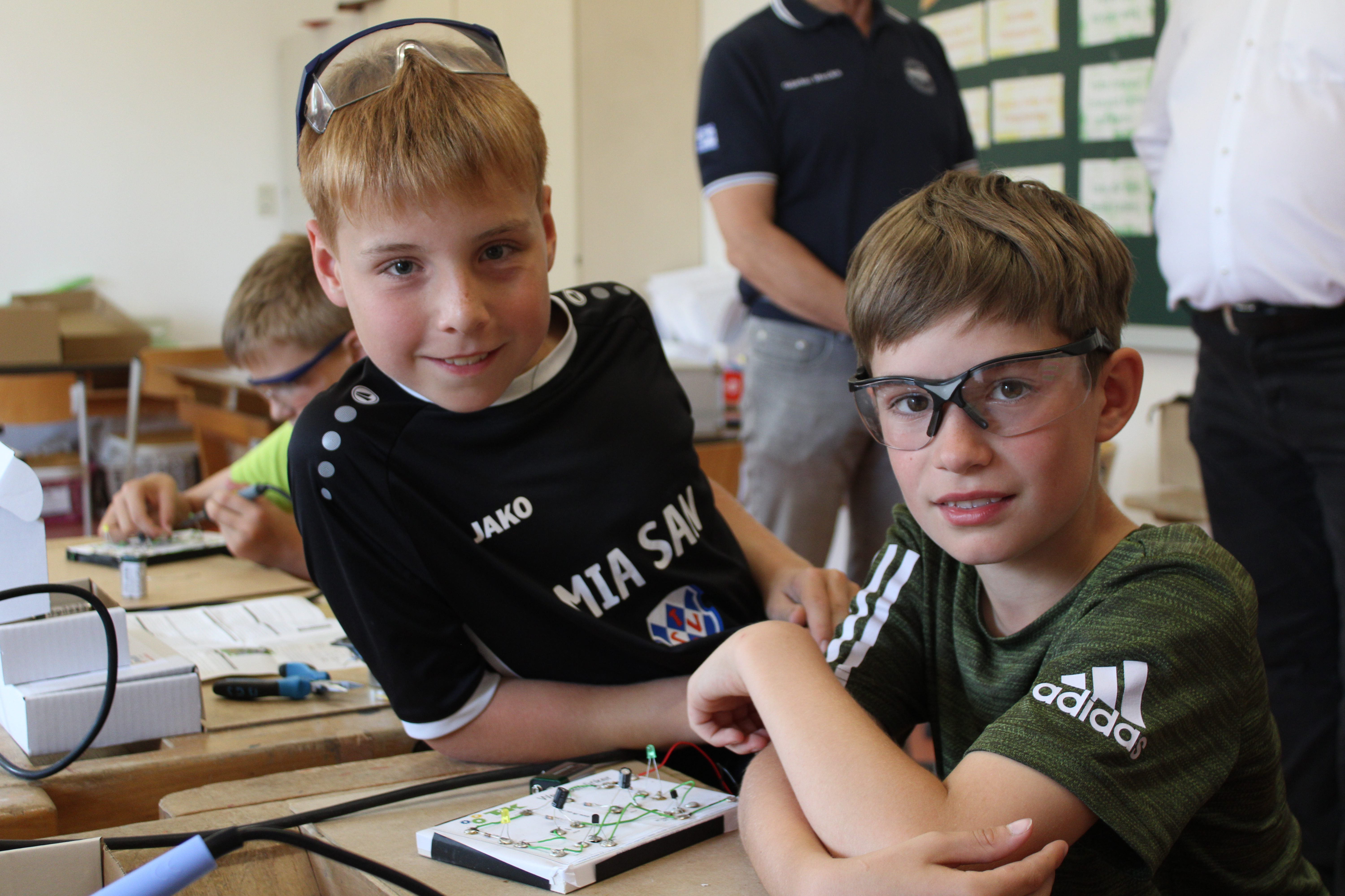 SET - SCHÜLER ENTDECKEN TECHNIK an der Grundschule Rotthalmünster